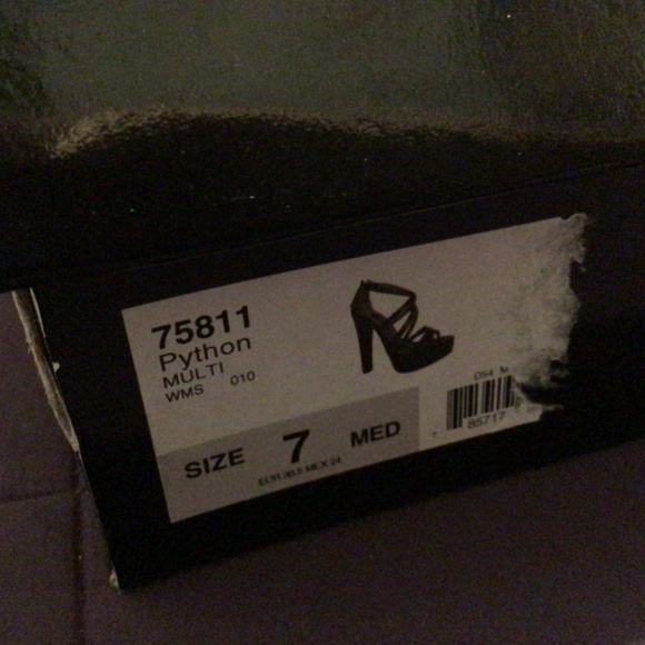 NWT Kardashian Kollection Python Multi 7M - Picture 13 of 13